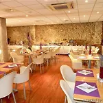 Hotel B4 Park