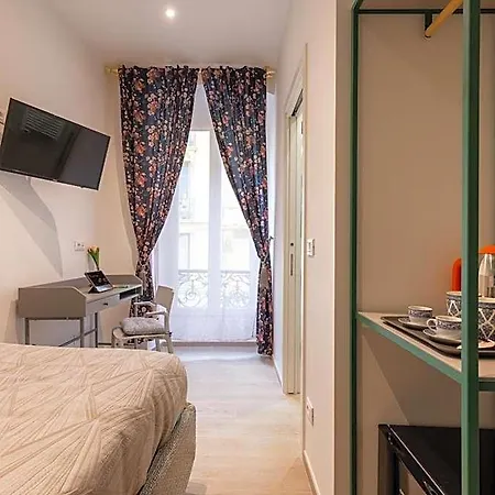 Hotel B4 Park