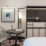 Hotel B4 Park 4*